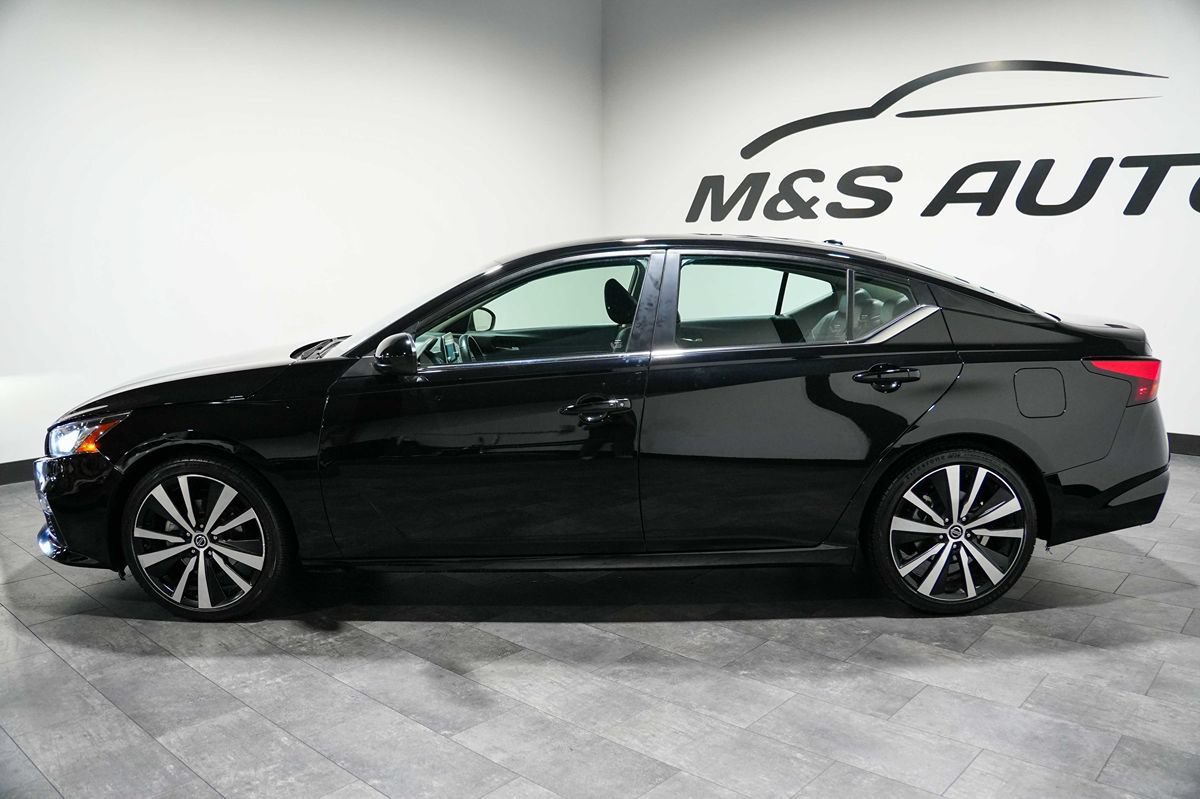 Used 2022 Nissan Altima 2.5 SR FWD image 3