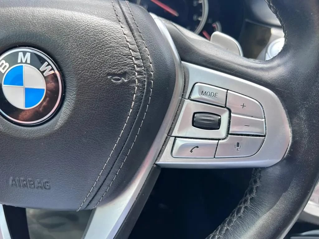 Used 2018 BMW 740i RWD image 28