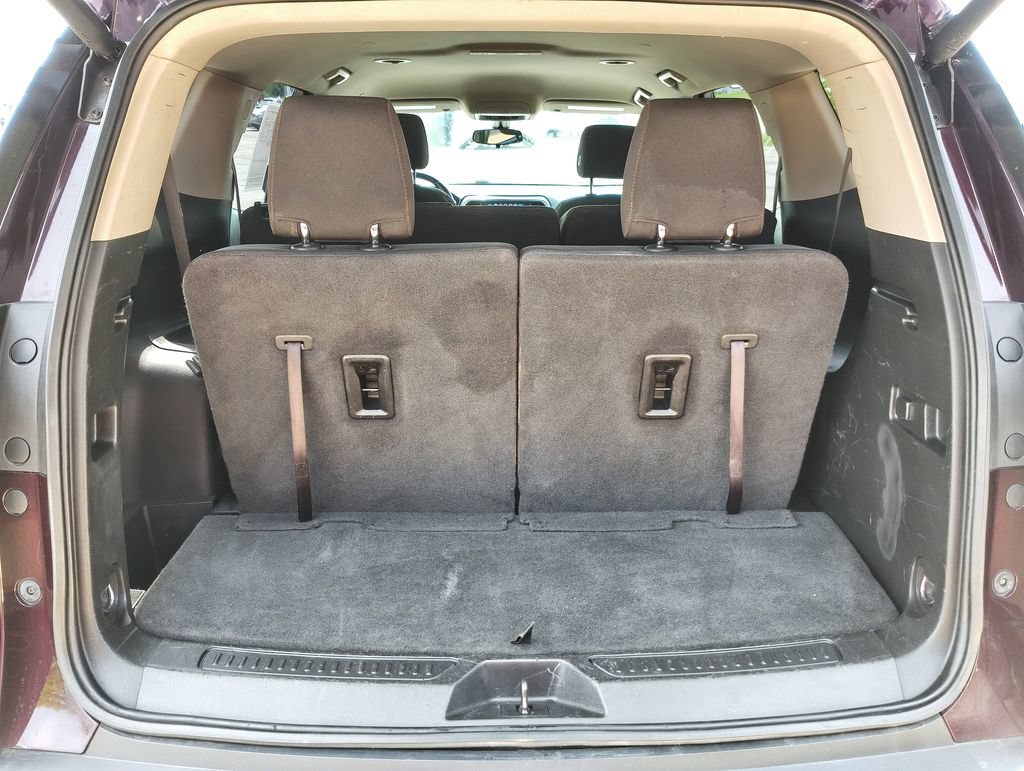 Used 2018 GMC Acadia SLE w/ Driver Alert Package I AWD/4WD image 18