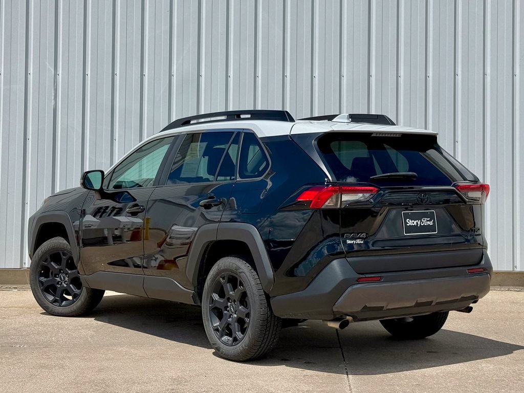 Used 2020 Toyota RAV4 TRD Off-Road w/ TRD Off-Road Weather Package AWD/4WD image 4