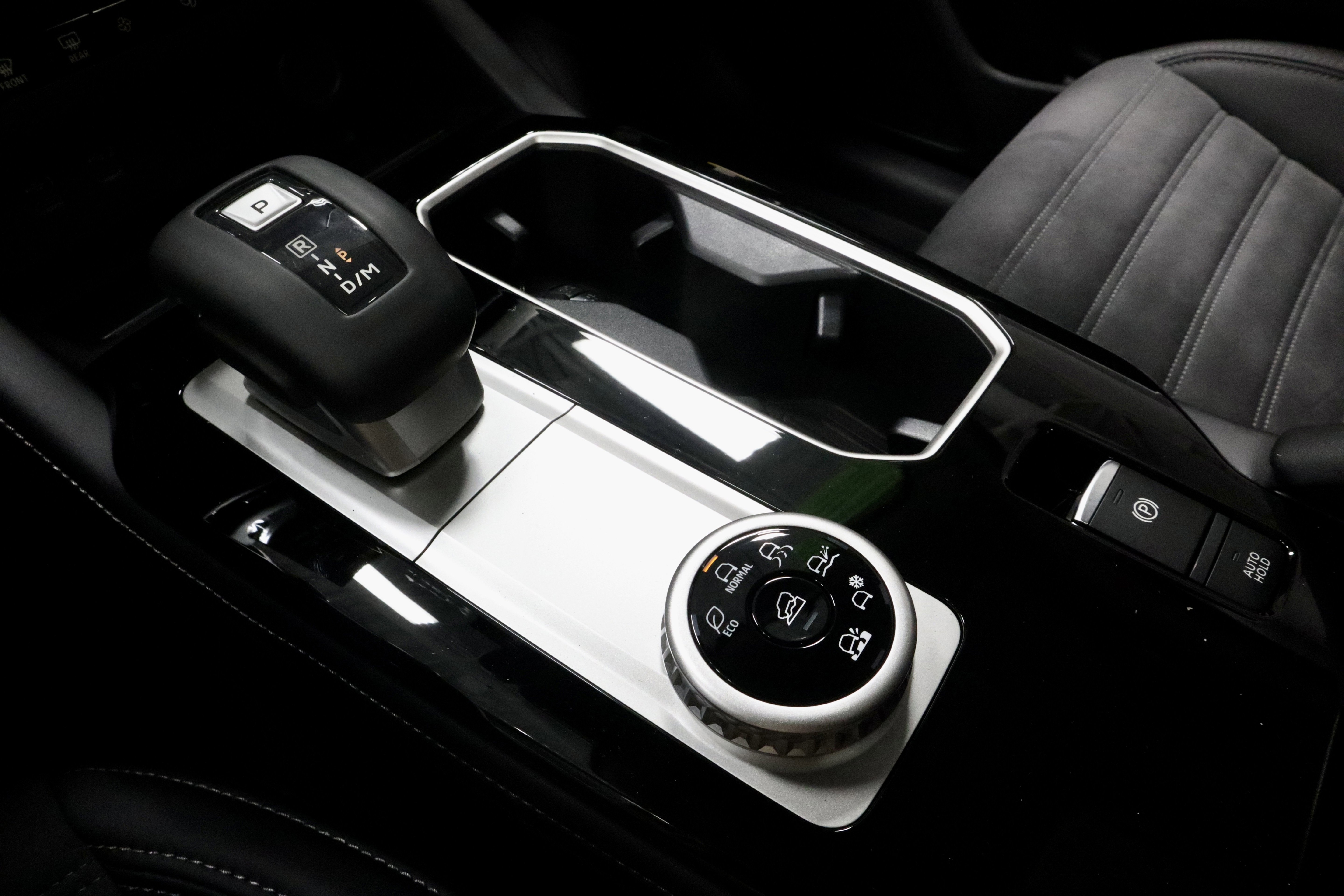 New 2026 Mitsubishi Outlander SE image 27