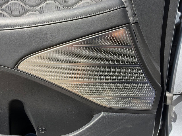 Used 2020 Hyundai Palisade Limited image 14