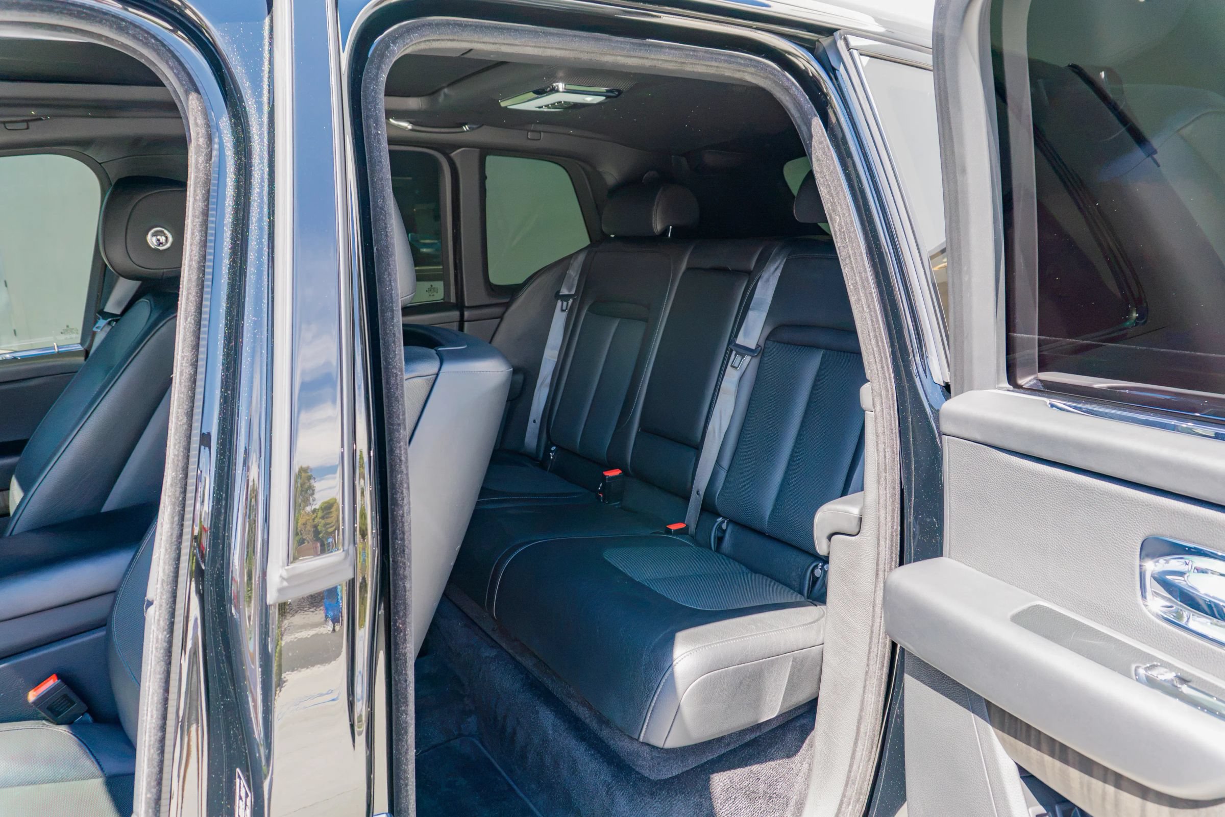 Used 2019 Rolls-Royce Cullinan AWD/4WD image 56