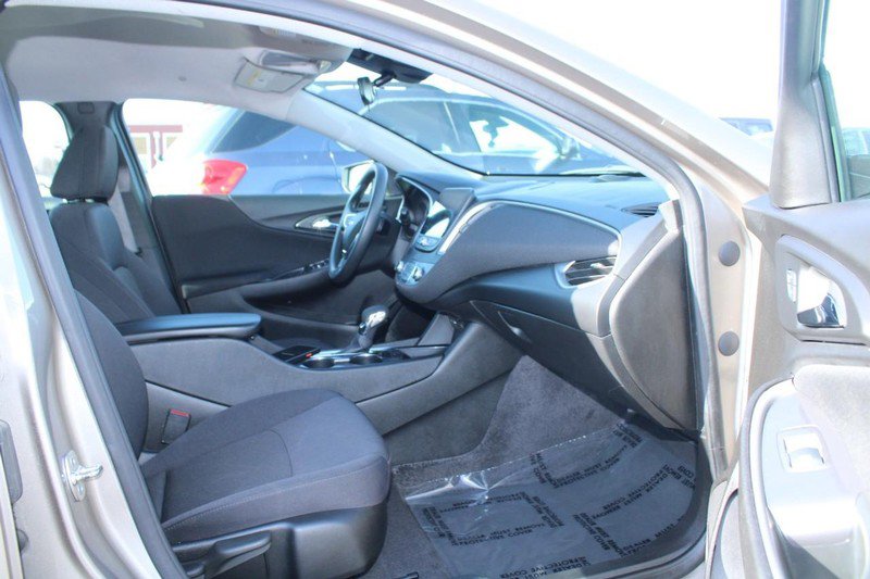 Certified 2025 Chevrolet Malibu LT image 12
