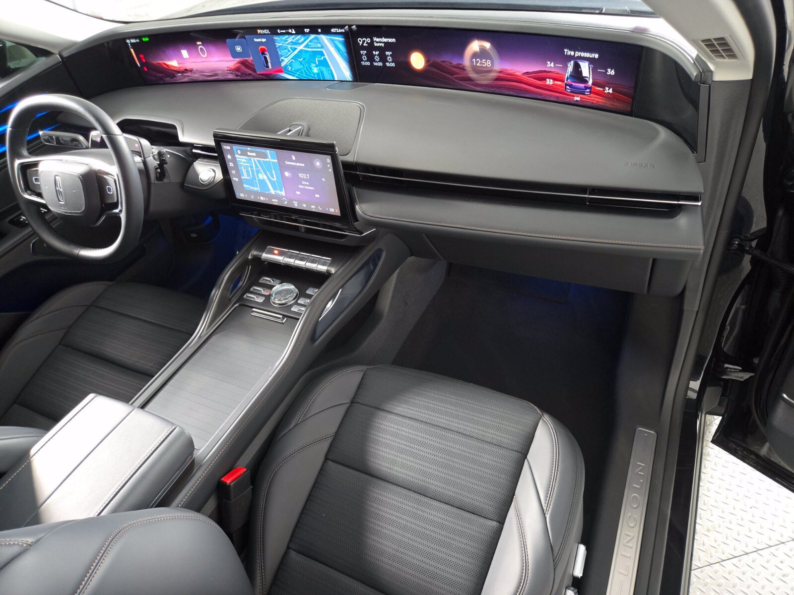New 2026 Lincoln Nautilus Reserve w/ Jet Appearance Package AWD/4WD image 22