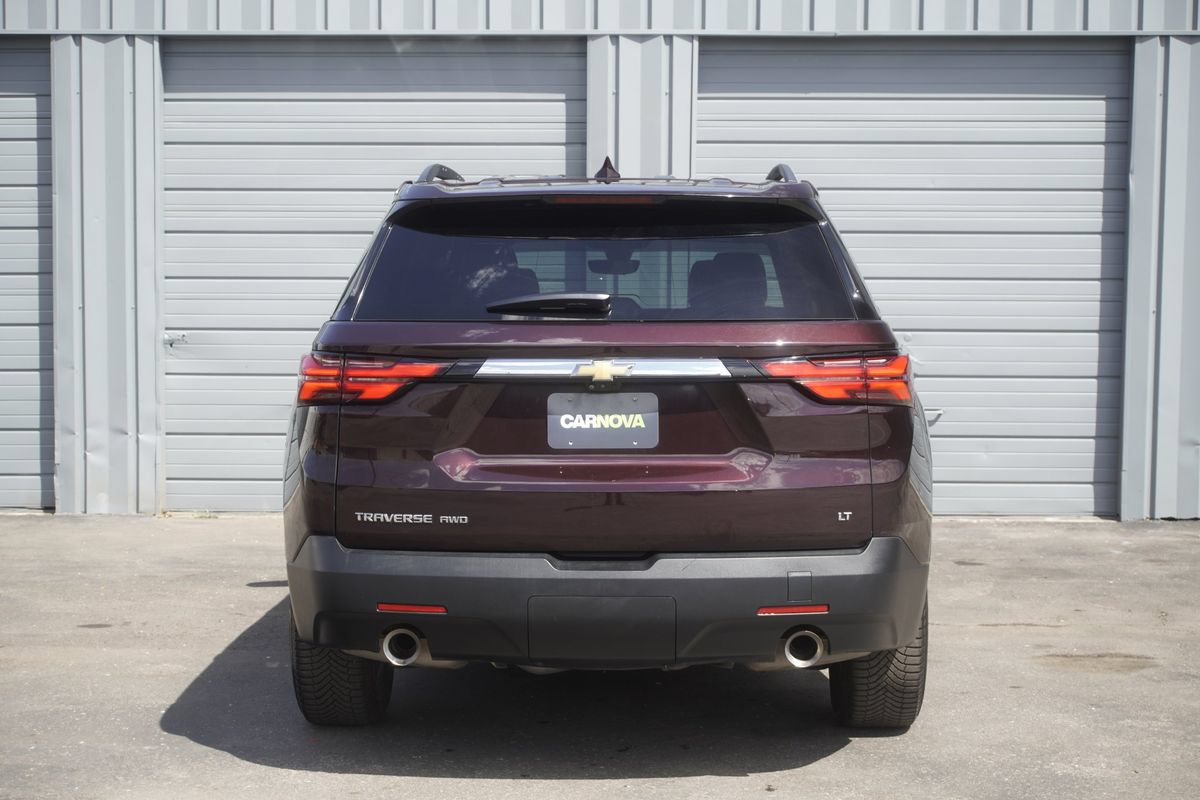 Used 2023 Chevrolet Traverse LT w/ Rear Camera Mirror Package AWD/4WD image 4