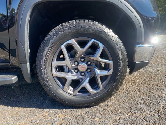 New 2026 GMC Sierra 1500 SLT image 9