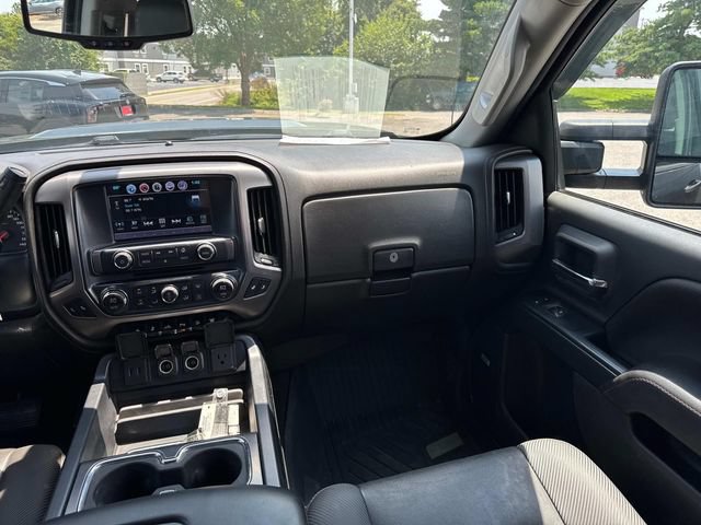 Used 2019 GMC Sierra 2500 SLT w/ All Terrain HD Package AWD/4WD image 18