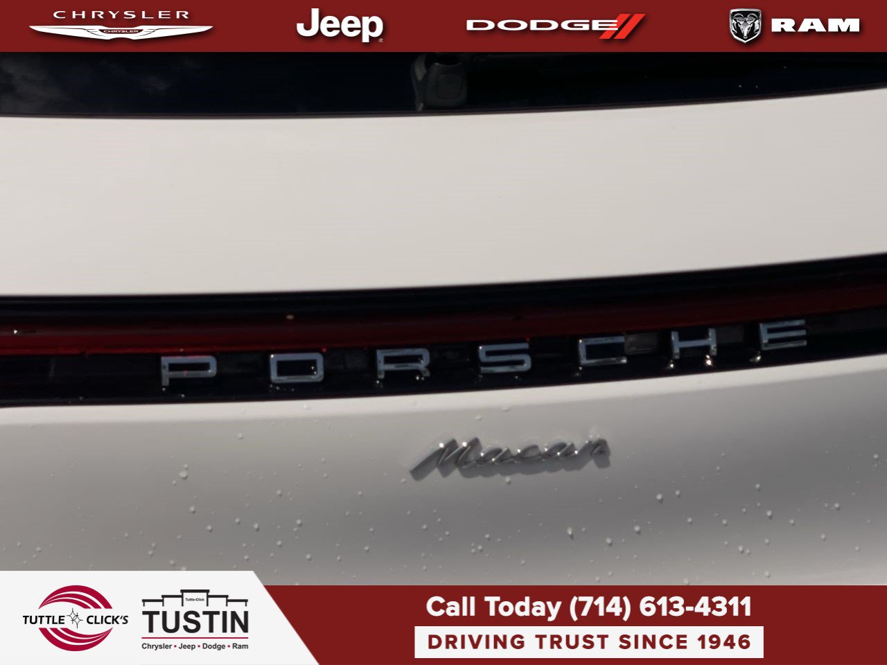 Used 2024 Porsche Macan AWD/4WD image 14