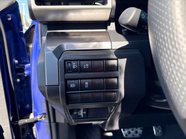 Certified 2025 Toyota Tacoma TRD Sport AWD/4WD image 14