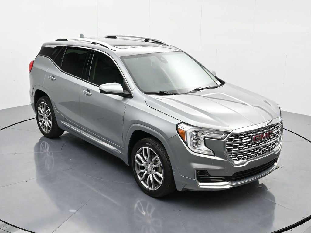 Used 2023 GMC Terrain Denali image 30