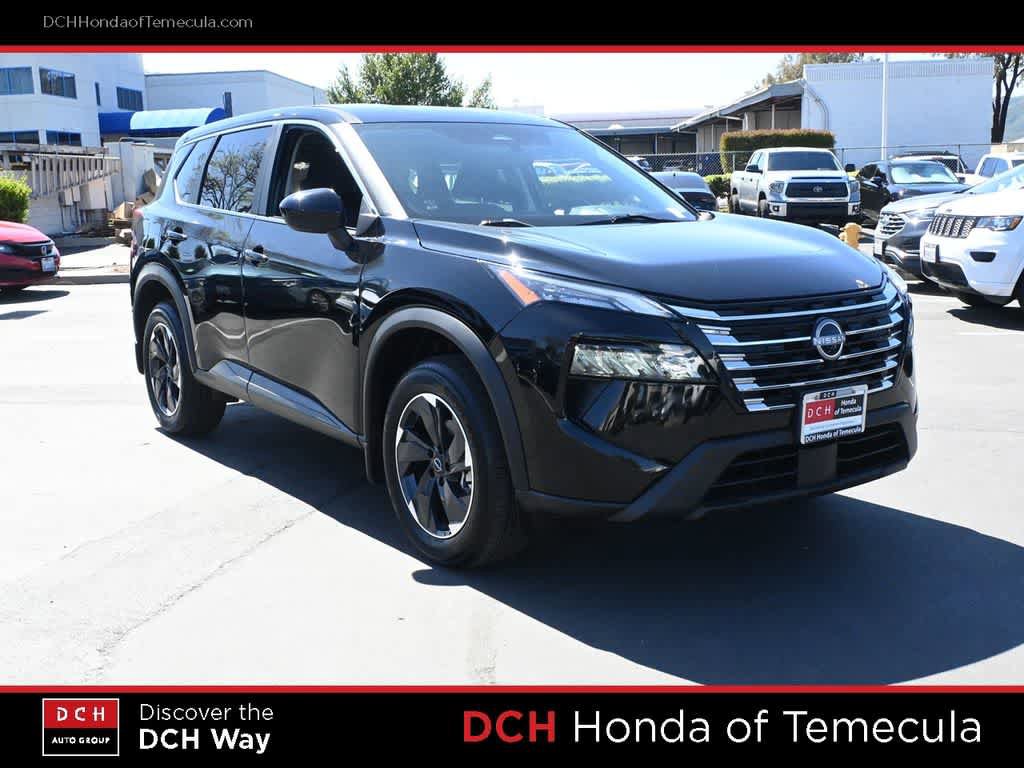 Used 2024 Nissan Rogue SV FWD image 3