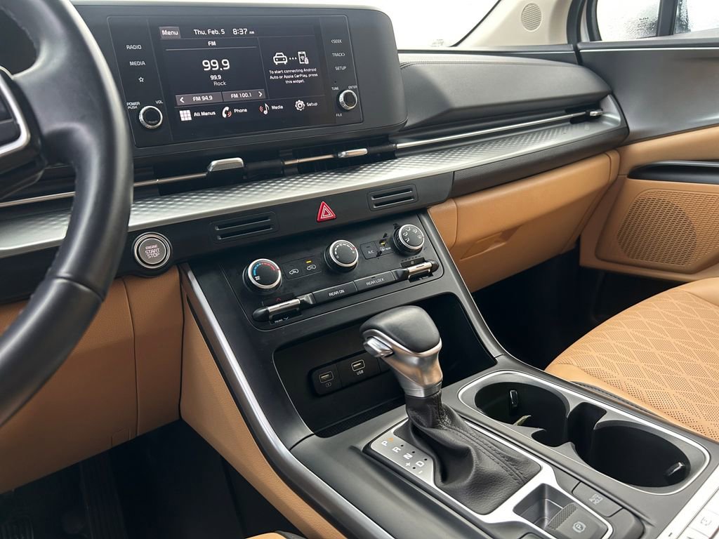 Used 2024 Kia Carnival LX image 20