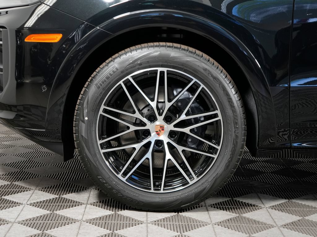 New 2026 Porsche Cayenne AWD/4WD image 13