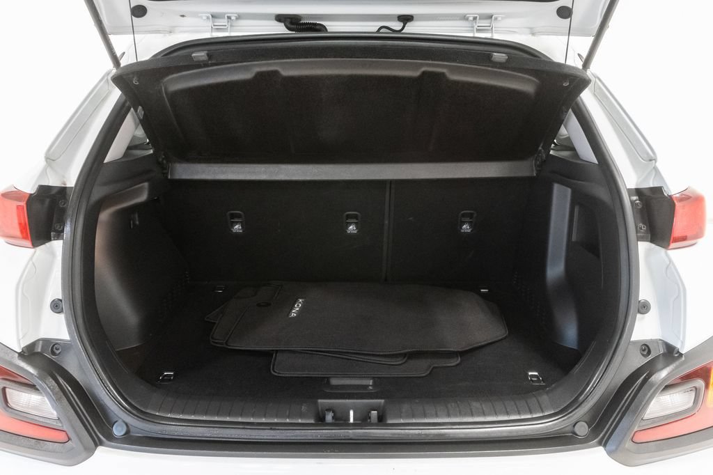 Used 2018 Hyundai Kona SE FWD image 29