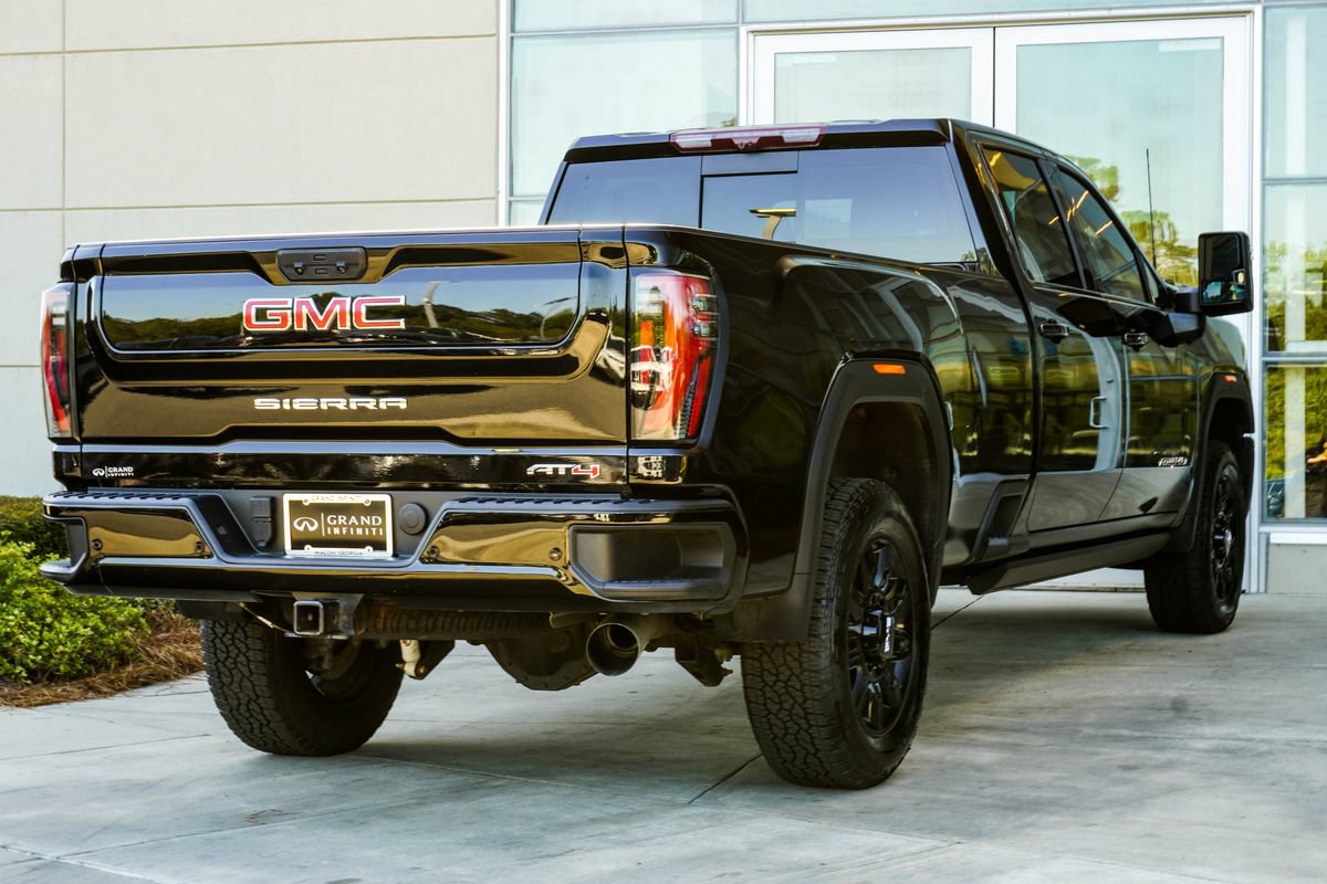 Used 2024 GMC Sierra 2500 AT4 w/ AT4 Premium Plus Package AWD/4WD image 13