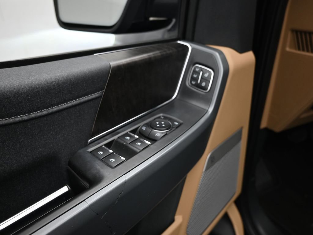 Used 2021 Ford F150 Lariat w/ Equipment Group 502A High image 10