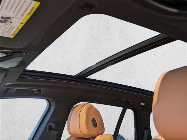 Used 2021 BMW X5 xDrive40i w/ Premium Package 3 image 16