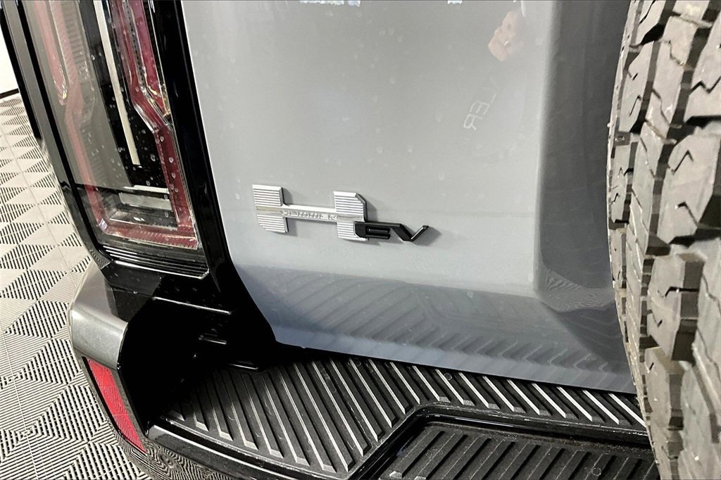 New 2026 GMC Hummer EV SUV image 9