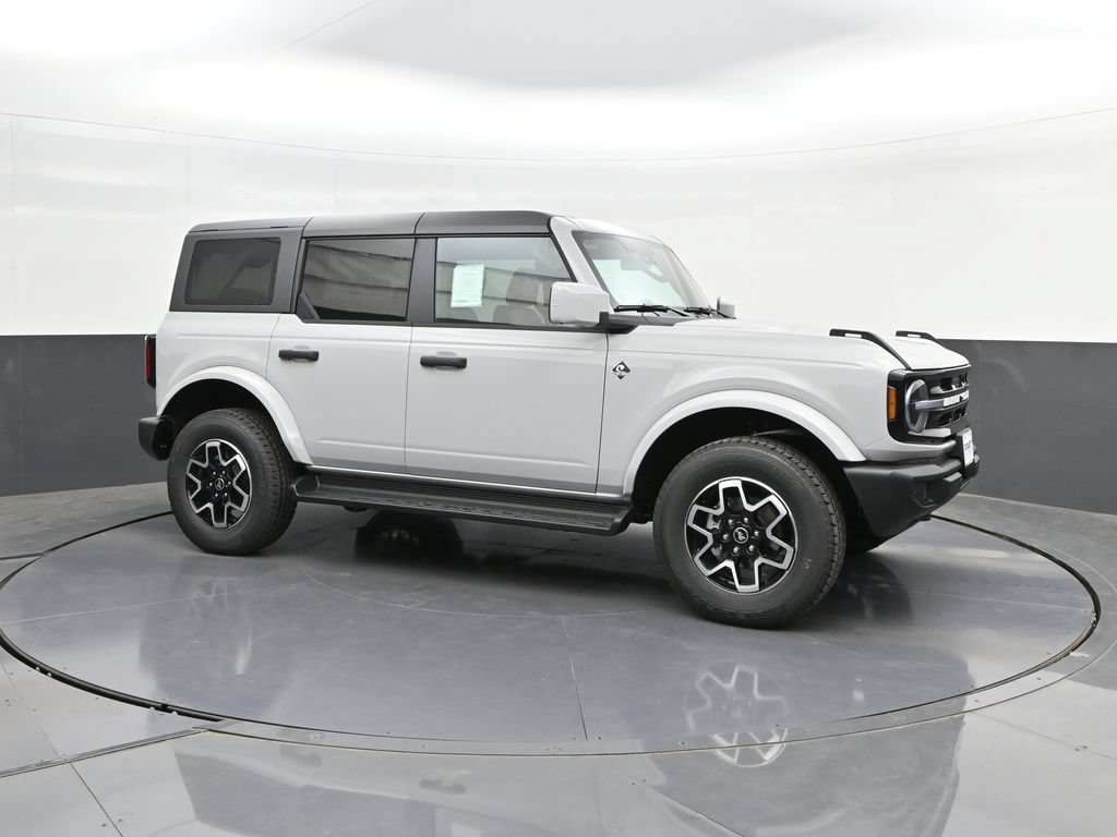New 2026 Ford Bronco Outer Banks AWD/4WD image 15
