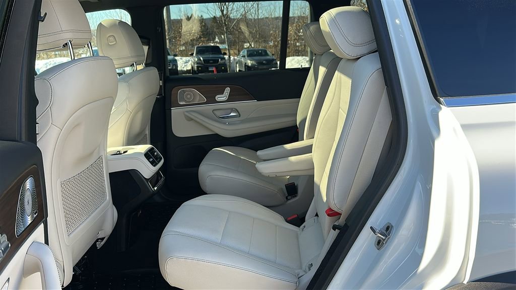Used 2025 Mercedes-Benz GLS 450 4MATIC image 22