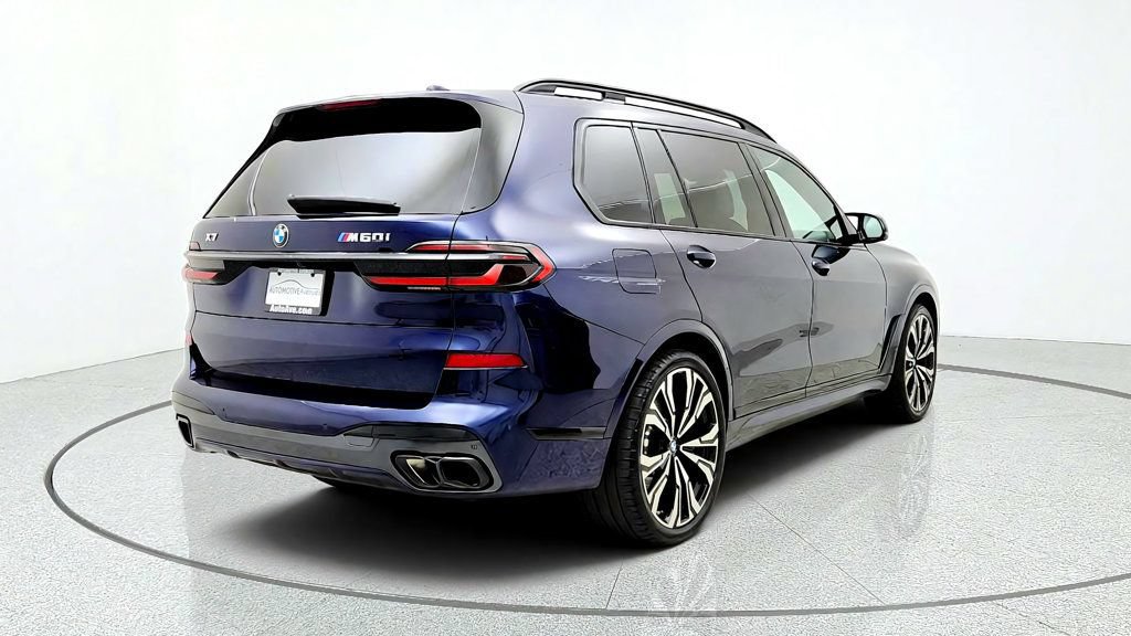 Used 2024 BMW X7 M60i w/ Executive Package AWD/4WD image 5
