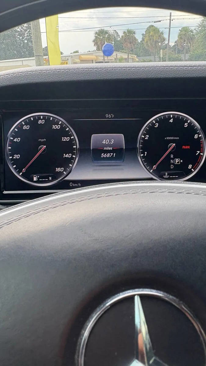 Used 2016 Mercedes-Benz S 550 4MATIC Sedan image 4