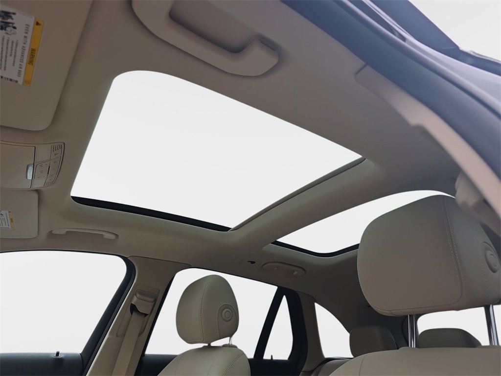 Used 2019 Mercedes-Benz GLC 300 4MATIC image 35