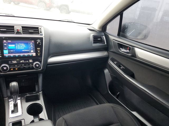 Used 2019 Subaru Outback 2.5i Premium image 14