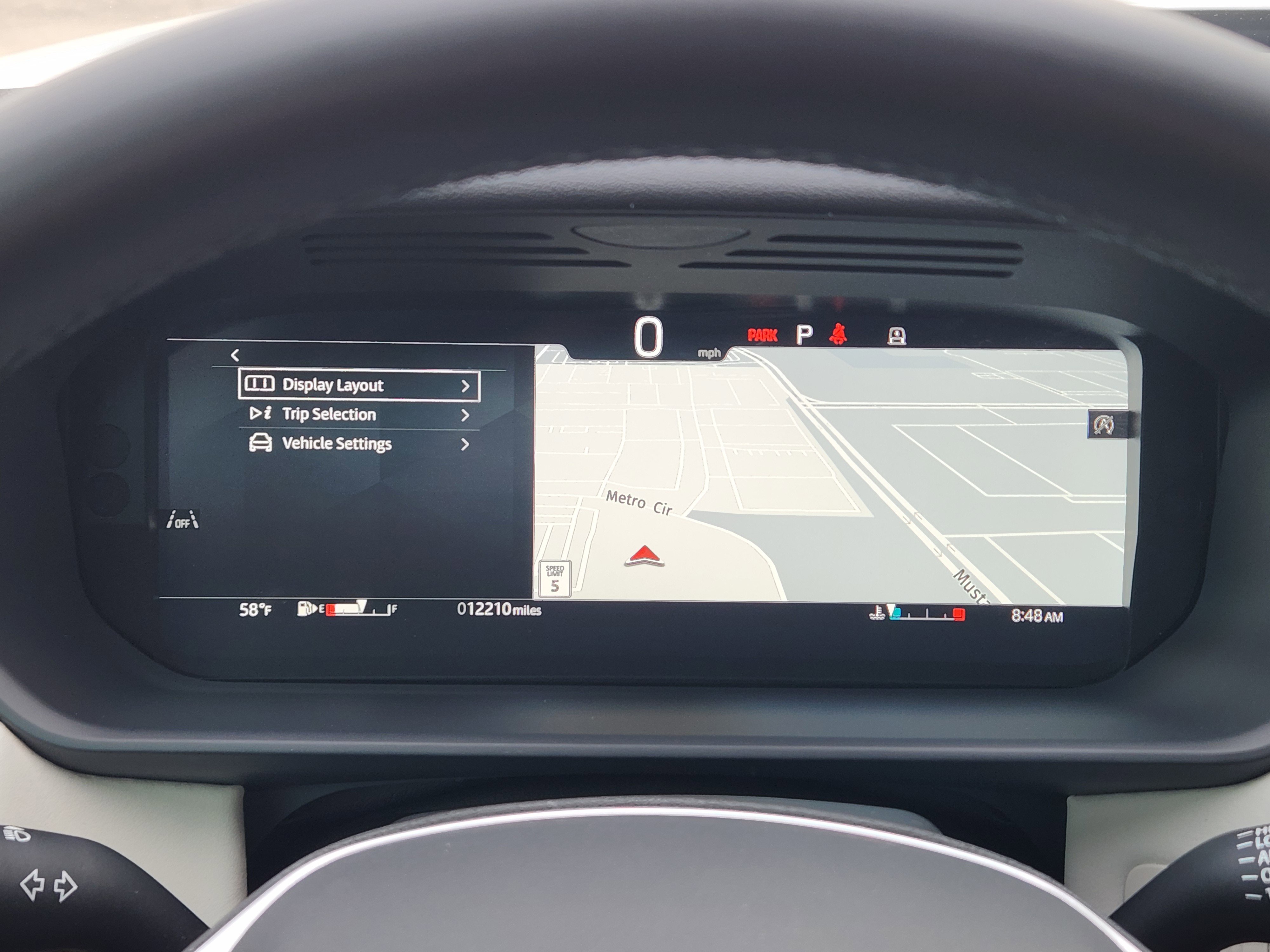 Certified 2025 Land Rover Discovery S image 17