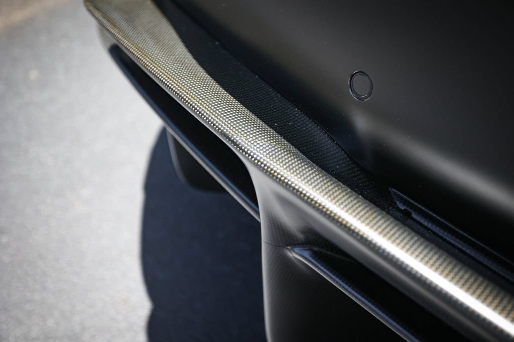 Certified 2023 Ferrari 812 Competizione RWD image 22