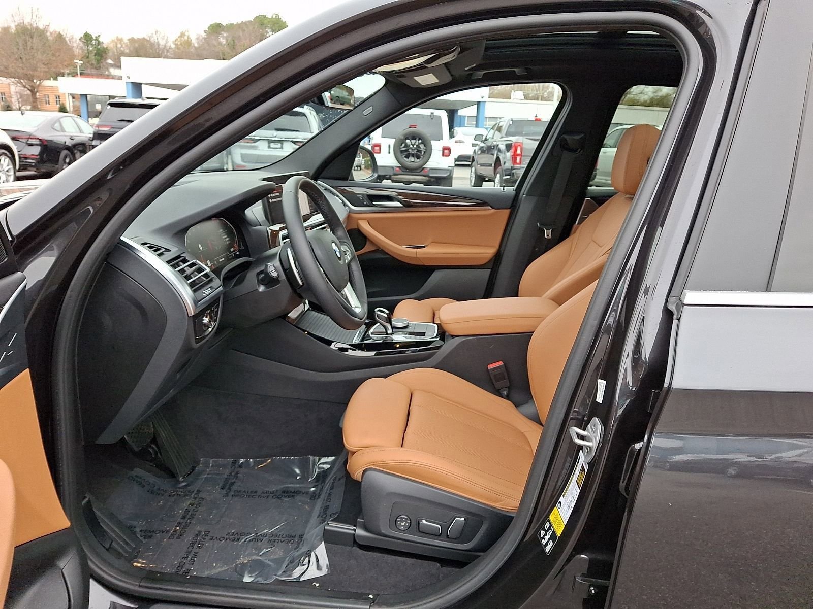 Used 2024 BMW X3 xDrive30i w/ Premium Package w/ZPA image 14