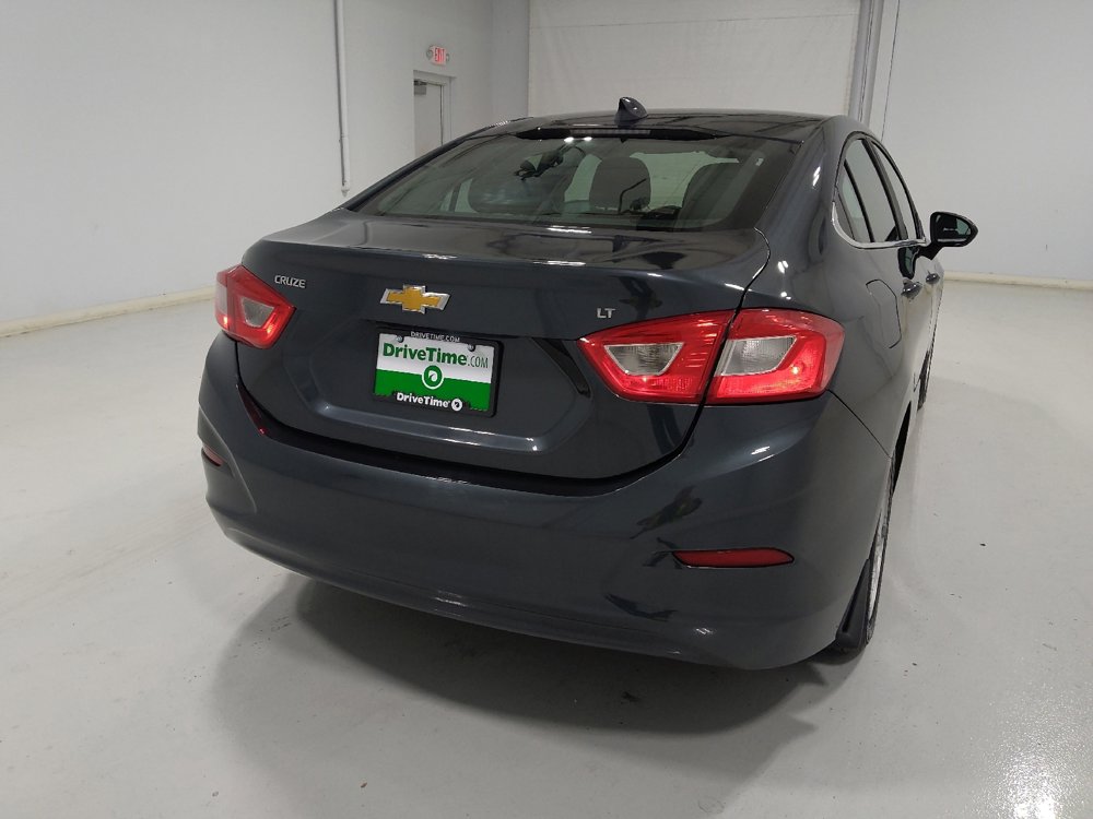 Used 2017 Chevrolet Cruze LT image 7