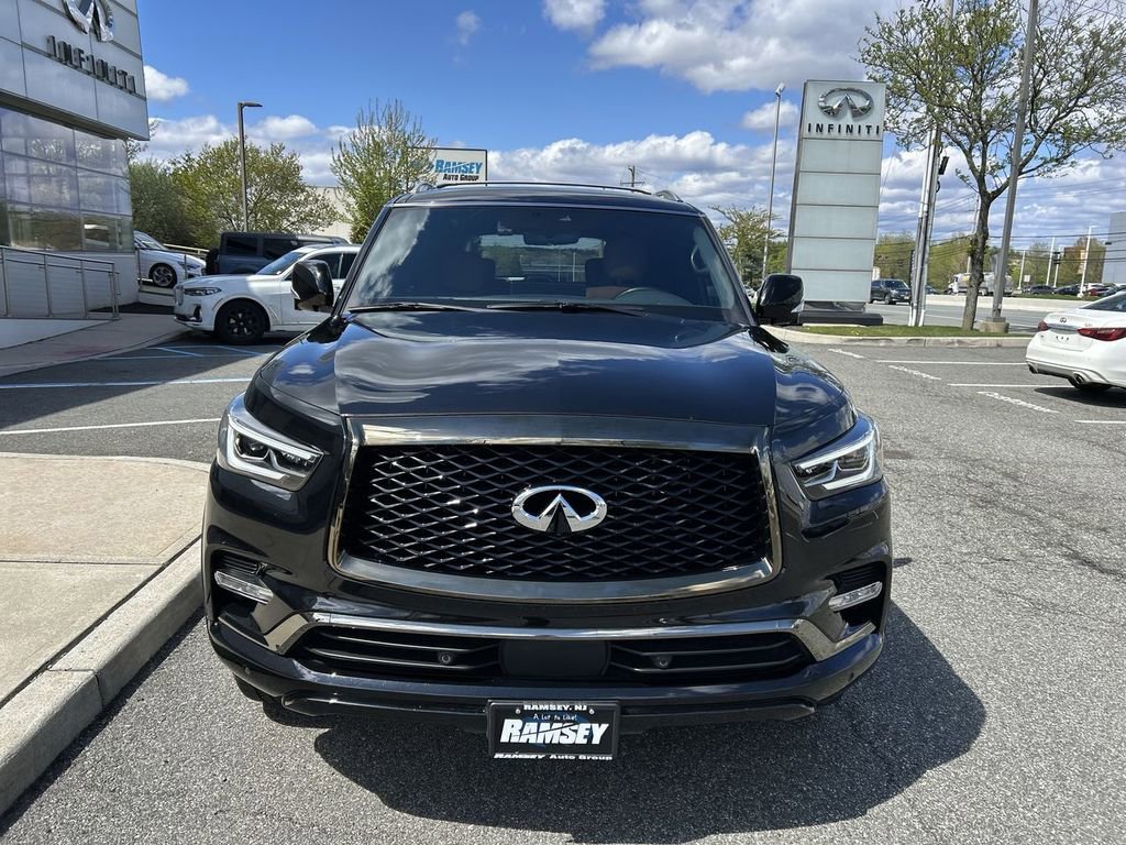 Certified 2024 INFINITI QX80 Sensory AWD/4WD image 3