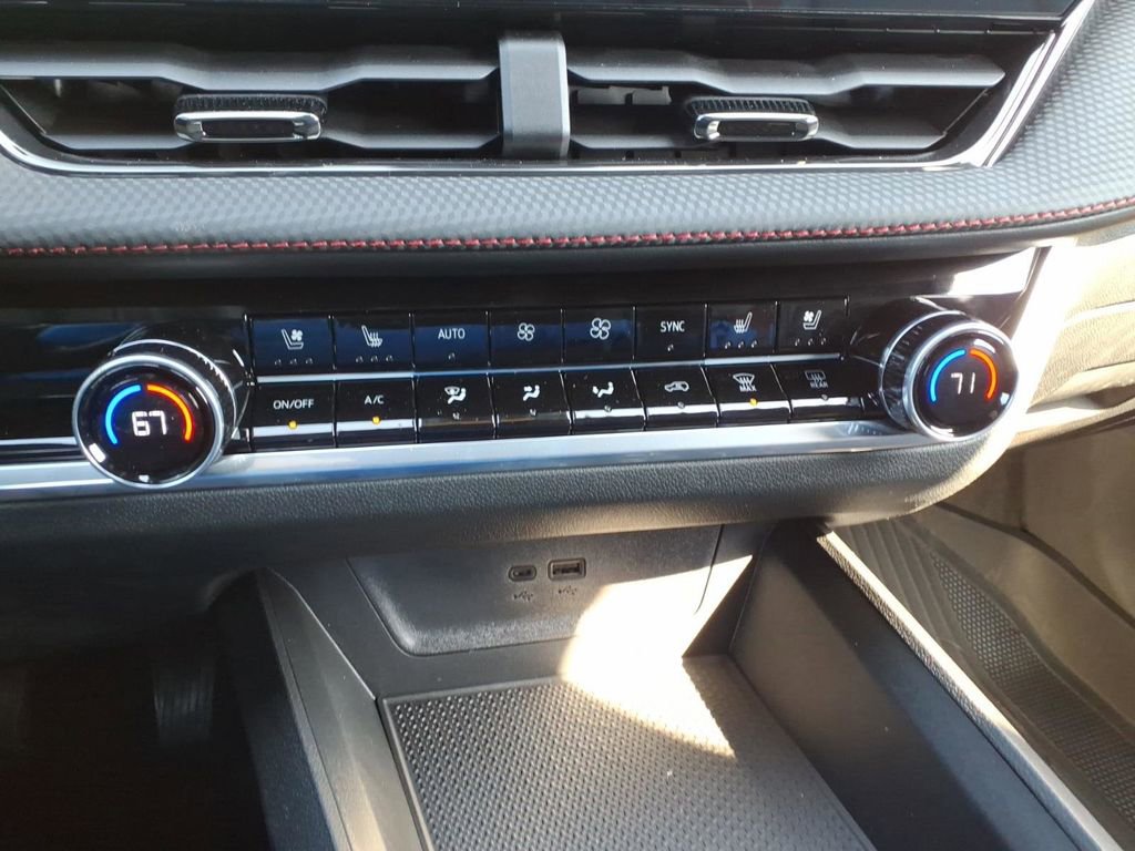 New 2026 Chevrolet Equinox RS w/ Convenience Package III image 9