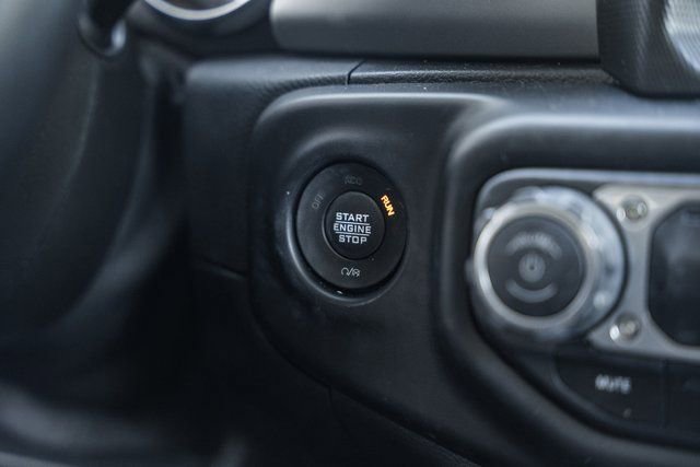 Used 2021 Jeep Wrangler Unlimited Sport image 32