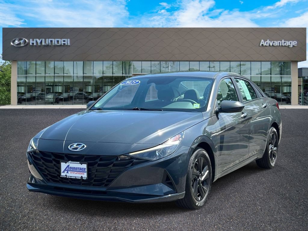 Certified 2023 Hyundai Elantra SEL FWD image 4