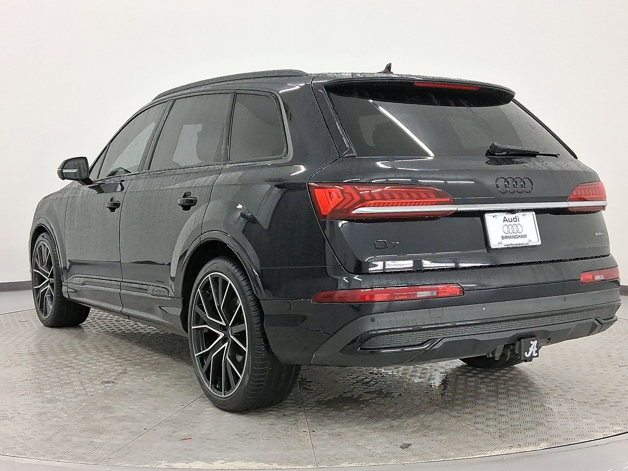 Used 2021 Audi Q7 3.0T Prestige w/ Prestige Package image 3