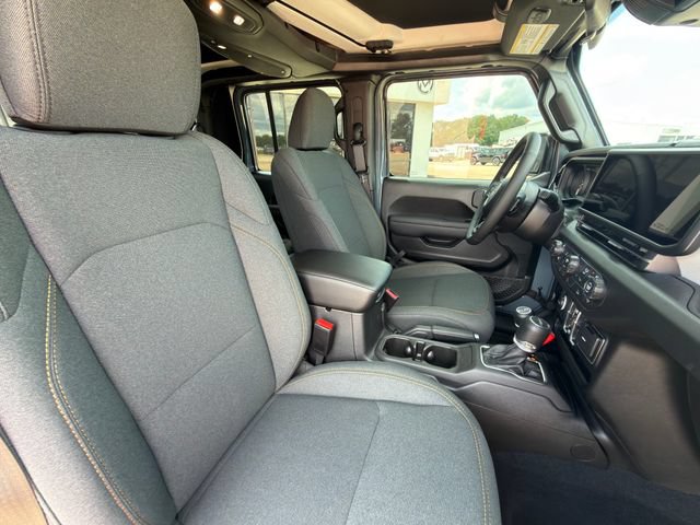 New 2026 Jeep Gladiator Sport AWD/4WD image 28