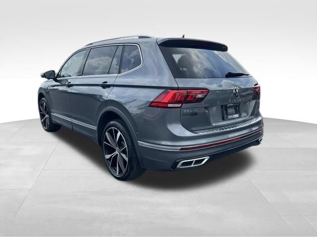 Used 2023 Volkswagen Tiguan SEL R-Line AWD/4WD image 5