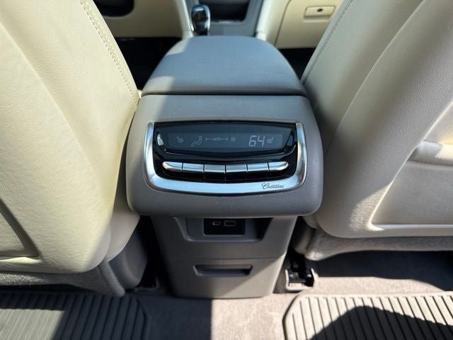 Used 2020 Cadillac XT6 Premium Luxury AWD/4WD image 26