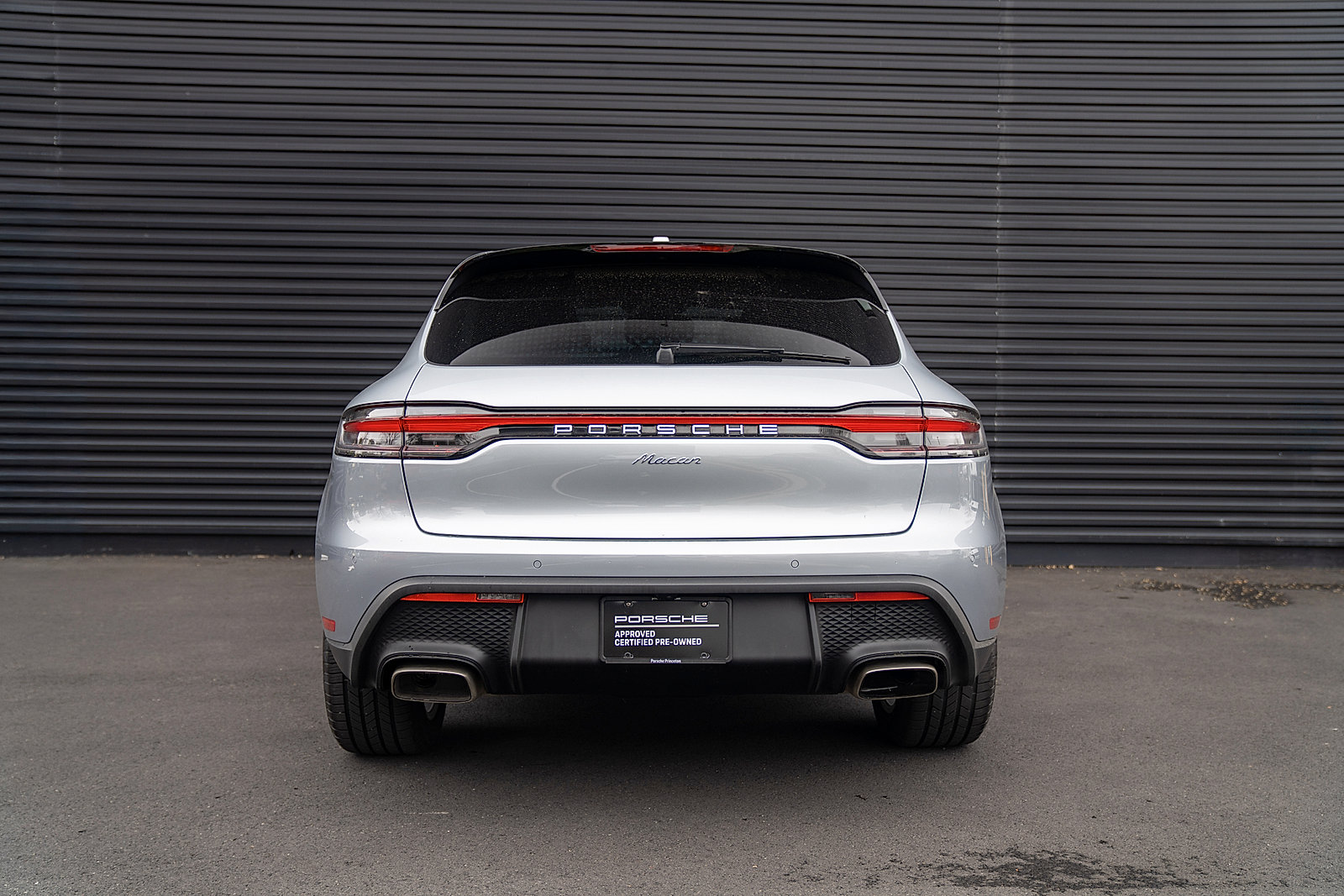 Certified 2026 Porsche Macan AWD/4WD image 29