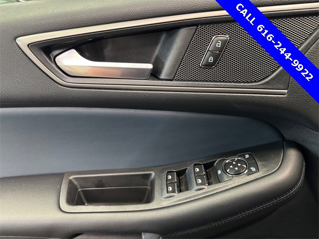 Used 2022 Ford Edge SEL w/ Sport Appearance Package image 24