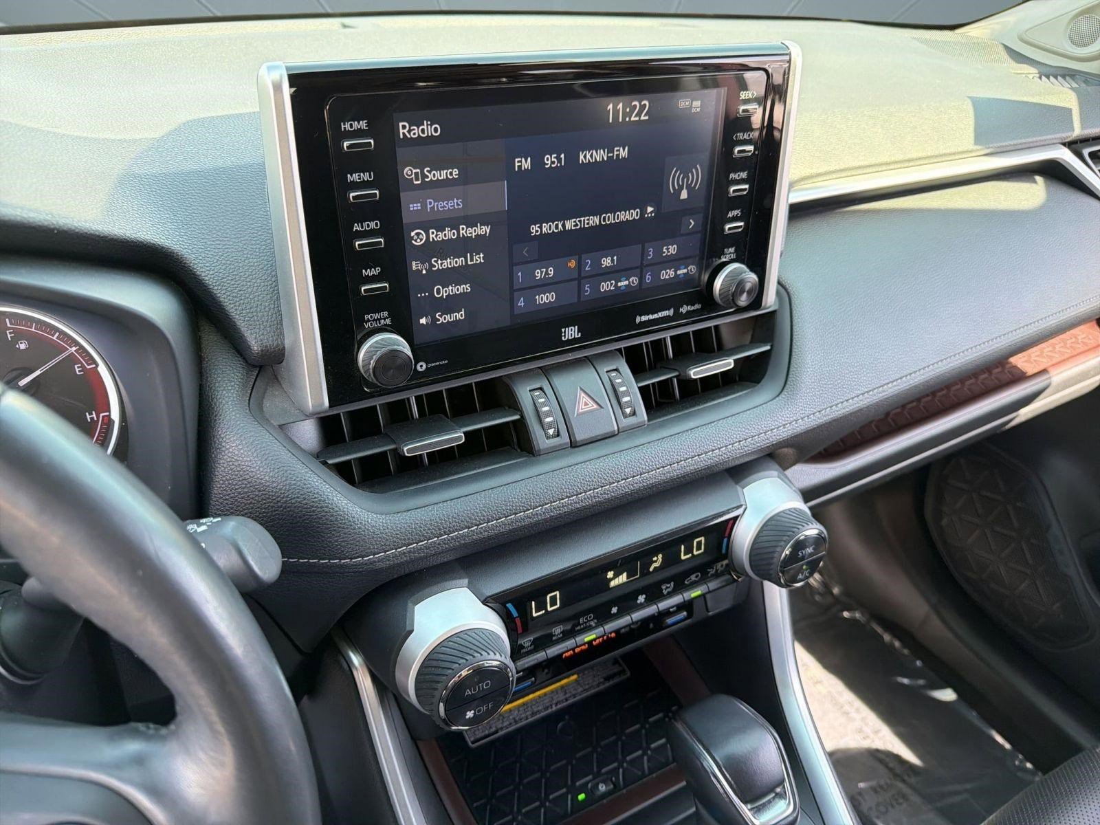 Used 2021 Toyota RAV4 Limited image 24