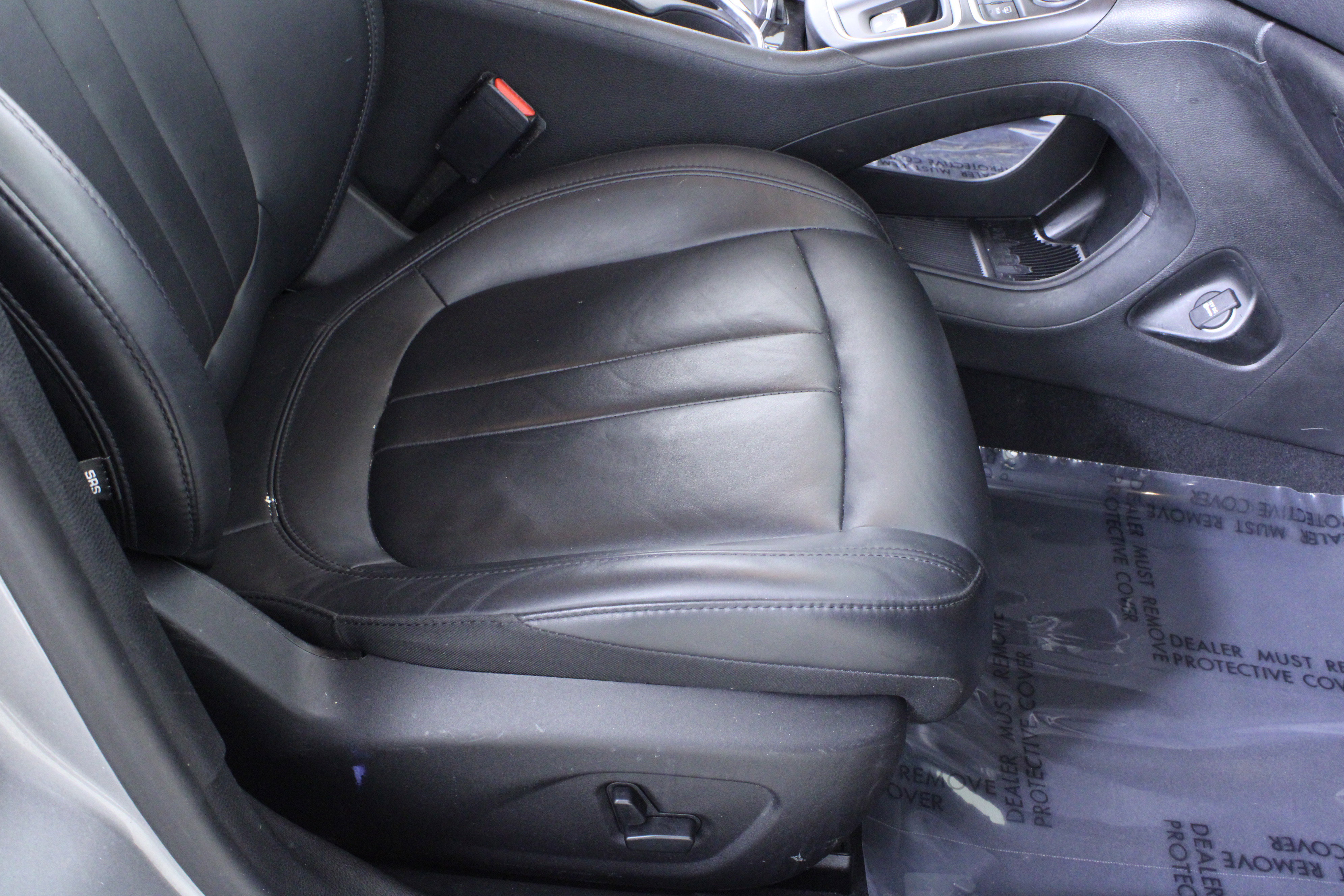 Used 2015 Chrysler 200 C w/ Navigation & Sound Group I image 14