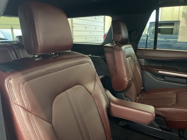 Used 2023 Ford Expedition Max Limited image 39