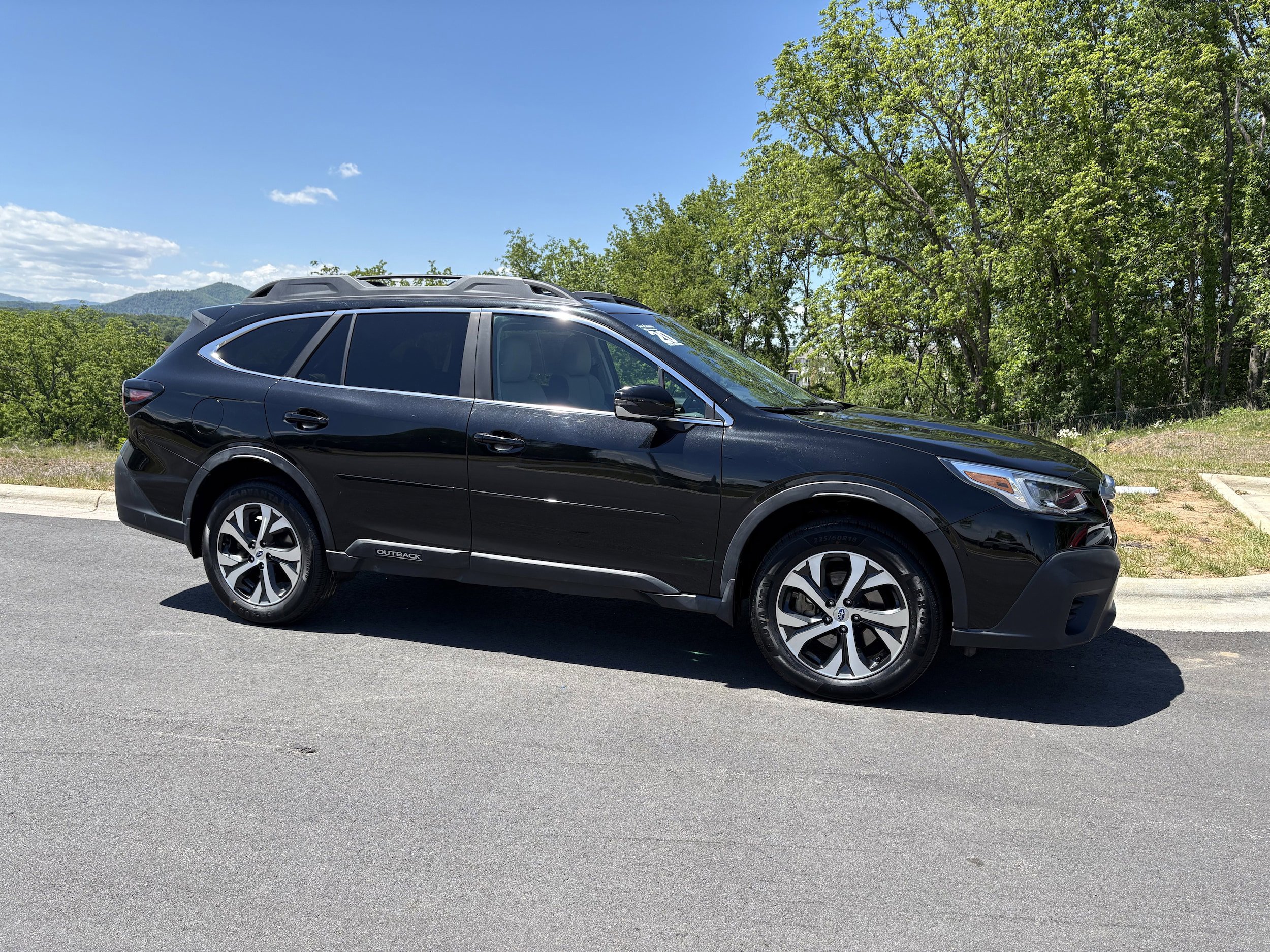 Used 2020 Subaru Outback Limited AWD/4WD image 7