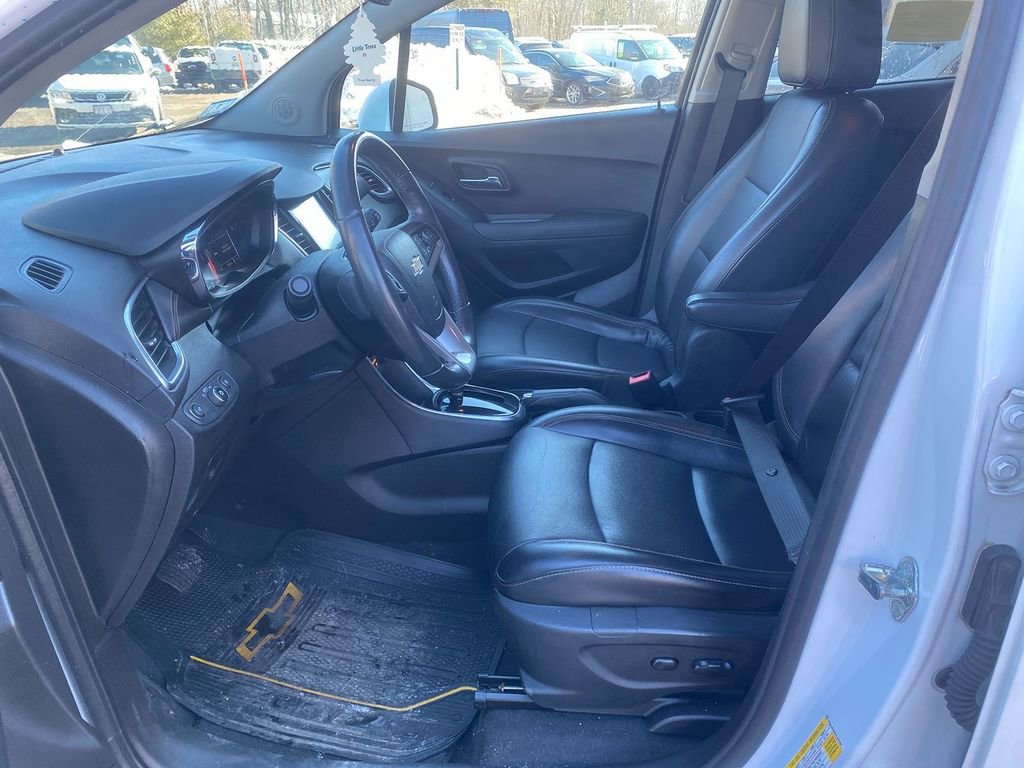 Used 2017 Chevrolet Trax Premier AWD/4WD image 12