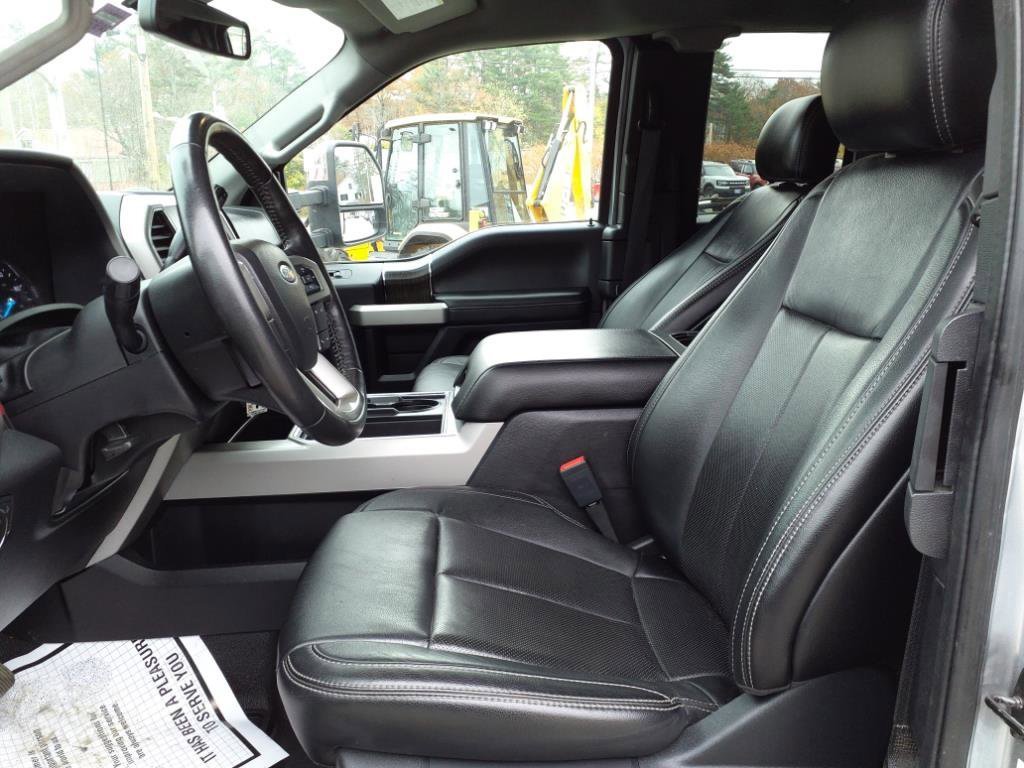 Certified 2020 Ford F350 Lariat w/ Lariat Value Package image 14