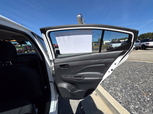 Used 2021 Nissan Versa S FWD image 21